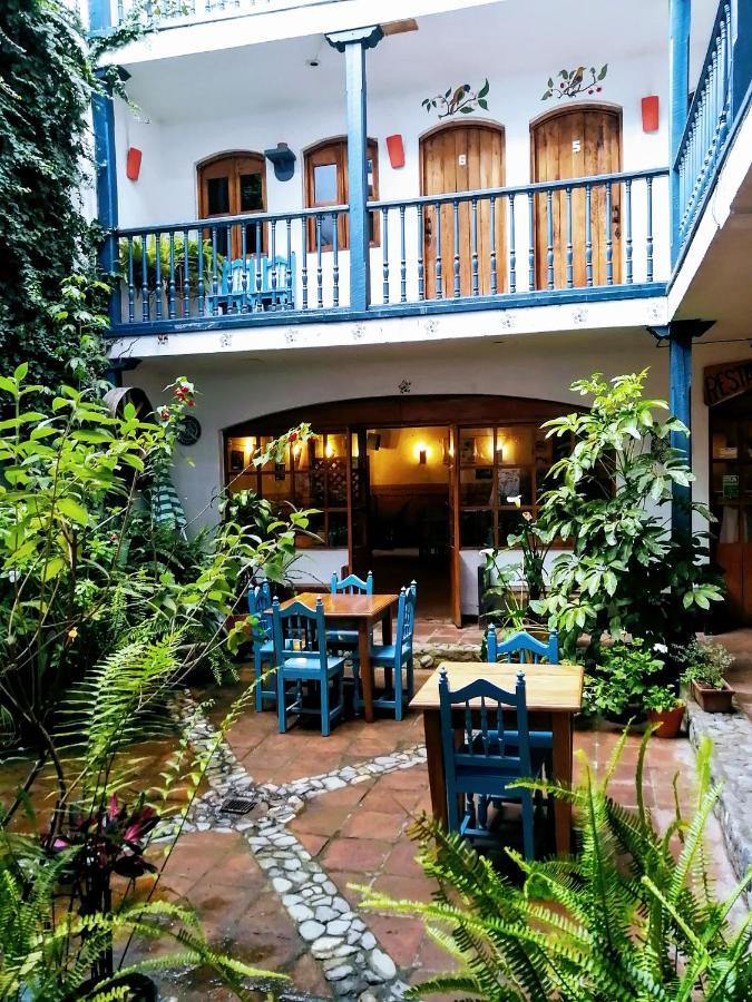Hotel Dona Esther Otavalo Exterior photo