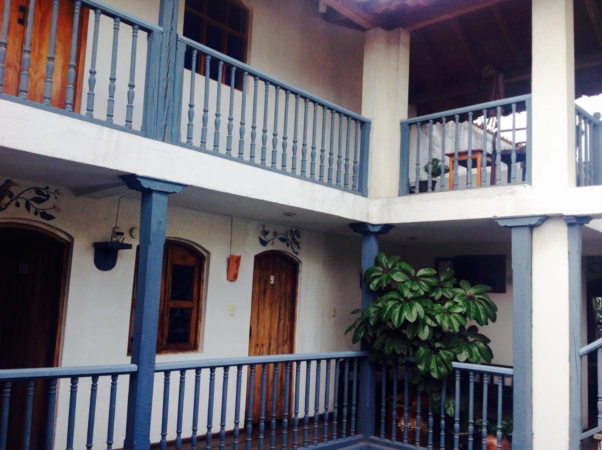 Hotel Dona Esther Otavalo Exterior photo